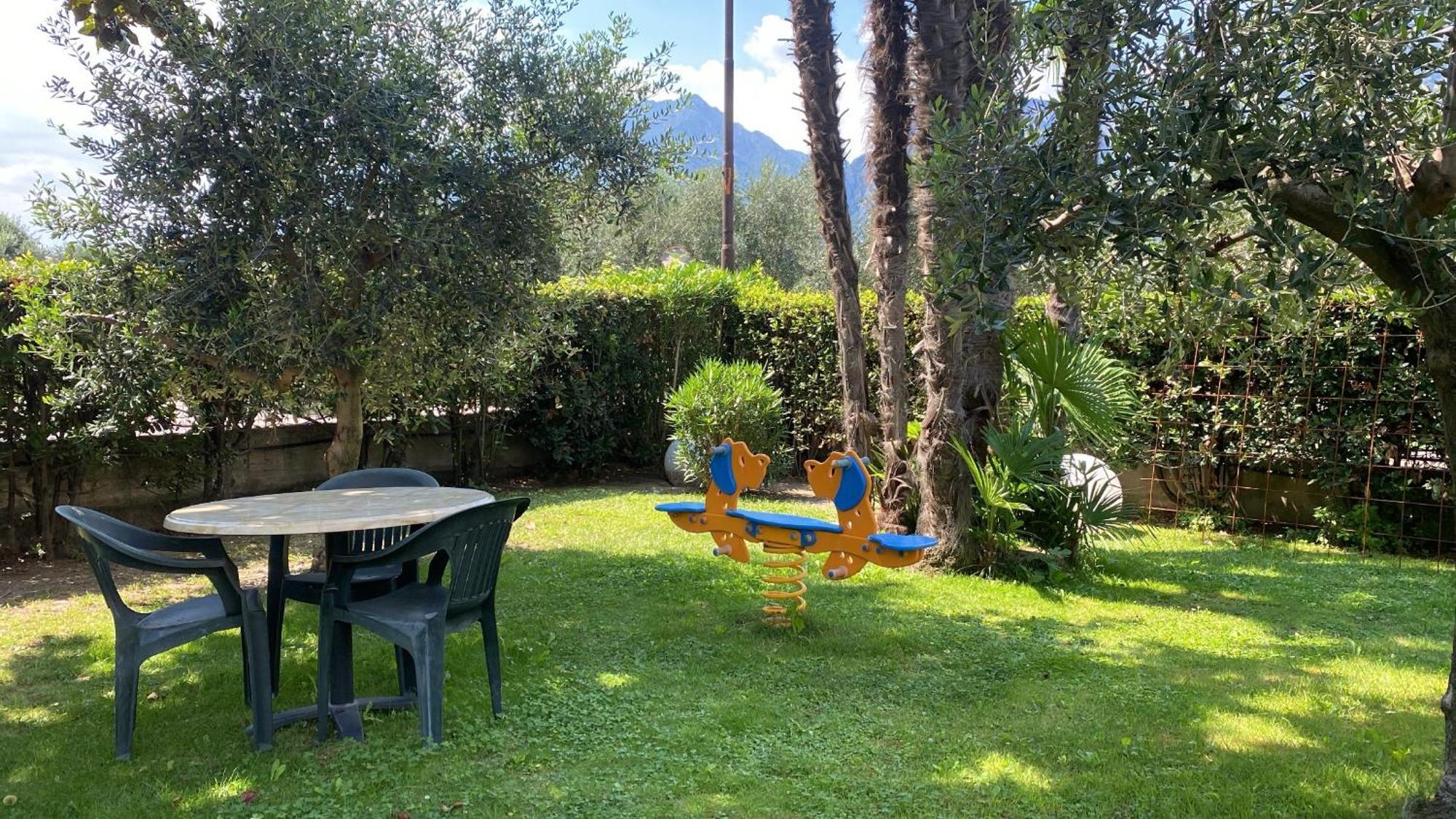 Appartamenti Nataly Torbole Sul Garda Exterior photo